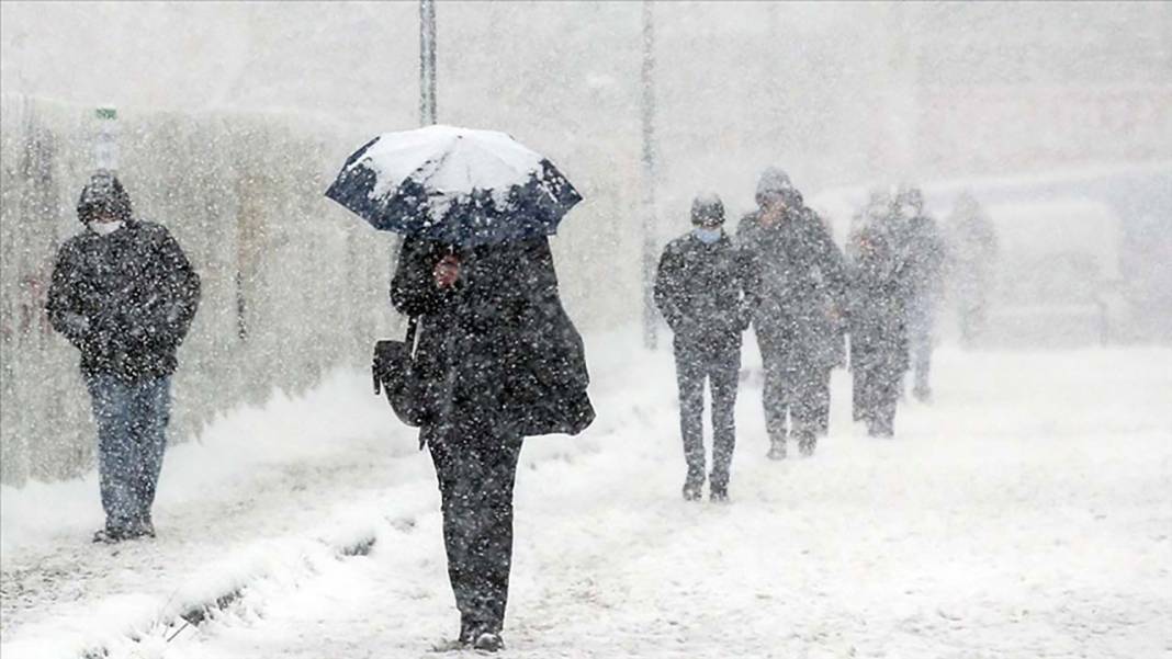 Meteoroloji'den peş peşe uyarı: Asıl kış şimdi geliyor! Kar, sağanak ve dondurucu hava... 9