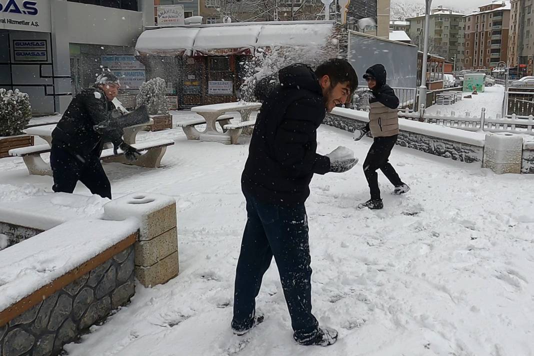 Meteoroloji il il açıkladı: Dondurucu havalar yerini sıcaklara bırakıyor.... 4