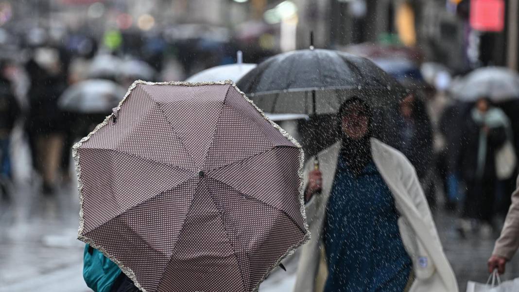 Meteoroloji'den İstanbul dahil o illere sarı kodlu alarm: Kuvvetli sağanak, fırtına, sel ve su baskını... 2