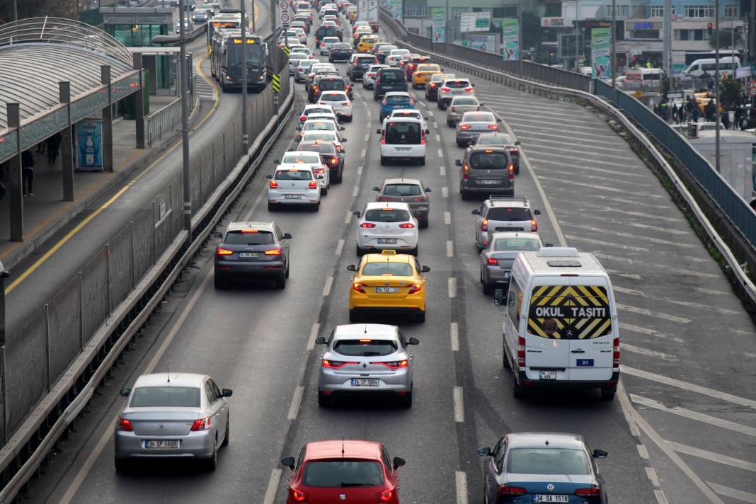 Bu ücreti ödemeyenler trafikten men edilecek! Araç sahipleri 1 Şubat tarihine dikkat 4