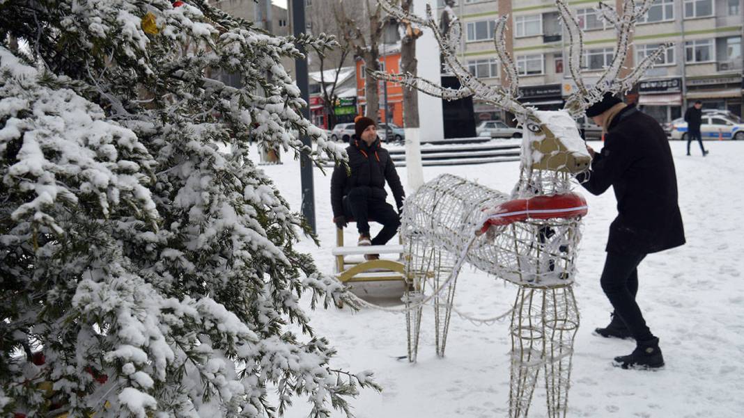 İstanbul'da kar alarmı: Tarih verildi, ekipler hazırda! 8