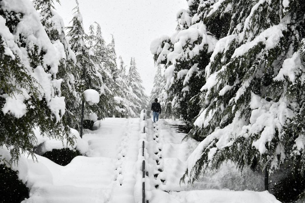 İstanbul'da kar alarmı: Tarih verildi, ekipler hazırda! 1