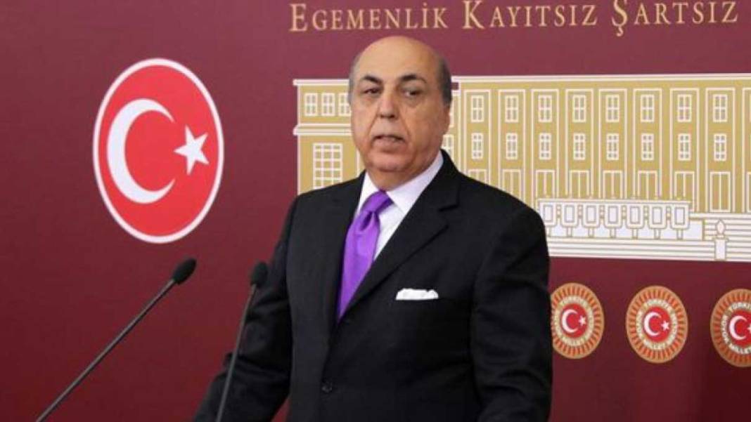 AKP'den büyük CHP hamlesi! Hangi eski vekil büyükşehir adayı olacak 4