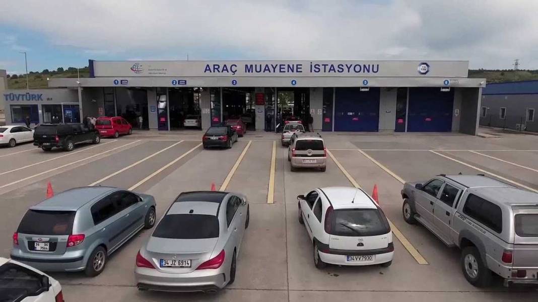 Araç sahipleri dikkat! Milyonlarca araç yeniden muayeneye çağrılıyor…İşte sebebi 7