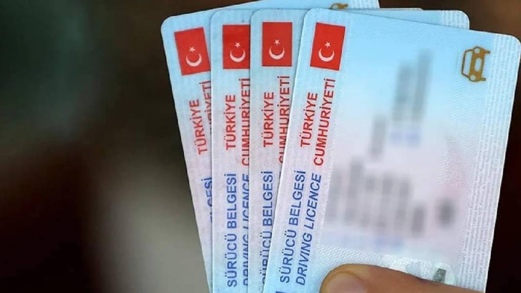 Duyanlar Nüfus Müdürlüğü'ne akın ediyor: 5 dakikada hallediliyor üstelik ücretsiz! 6