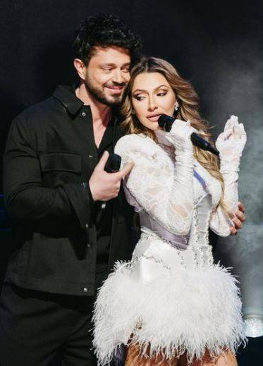 Hadise ve Murat Boz aynı sahnede! Sosyal medya yıkıldı 7