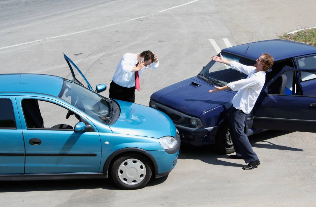 Trafik sigortasında yeni dönem başladı! O zorunluluk resmen kaldırılıyor 12