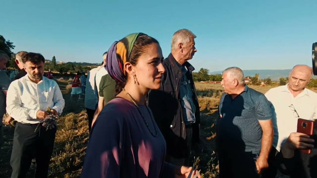 Ektiği şifalı bitkiyle paraya para demiyor! Akrabasının verdiği tarla hayatını değiştirdi herkes delilik dedi o ilki başardı 4