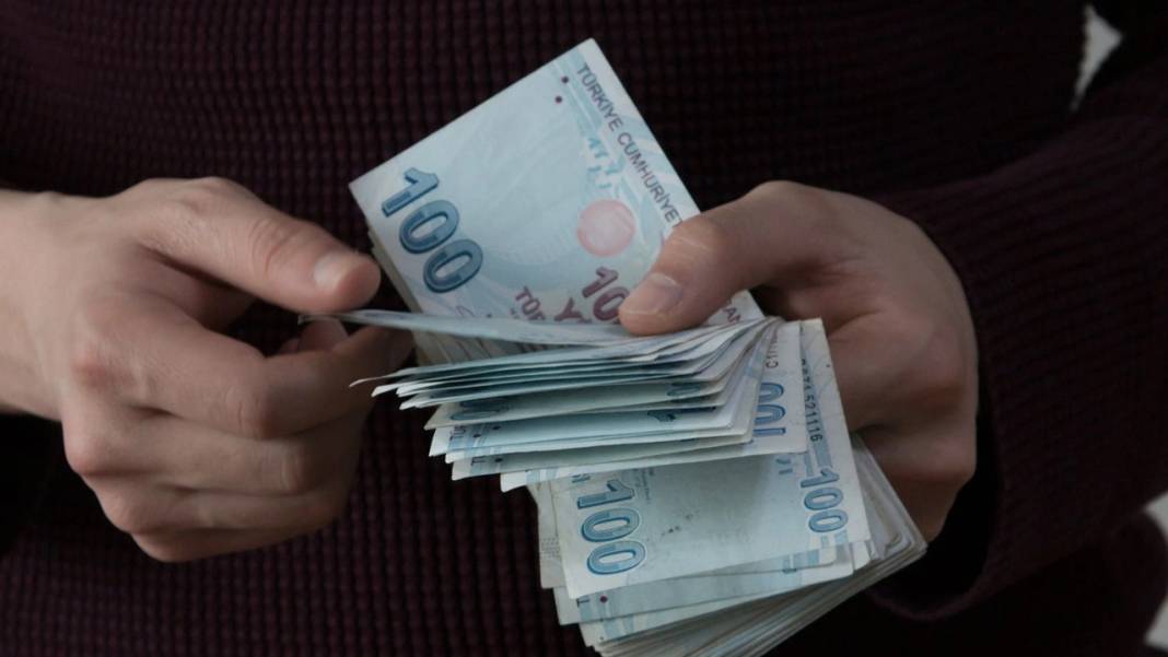 1 yıl boyunca tam 7608 lira maaş yatırılacak!  Yeni yıl zam oranı ortaya çıktı 4