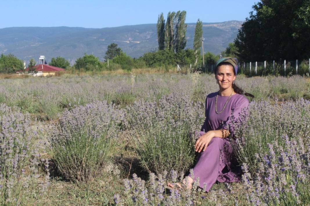 Ektiği şifalı bitkiyle paraya para demiyor! Akrabasının verdiği tarla hayatını değiştirdi herkes delilik dedi o ilki başardı 1