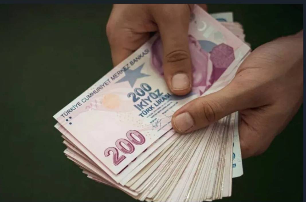 1 yıl boyunca tam 7608 lira maaş yatırılacak!  Yeni yıl zam oranı ortaya çıktı 7