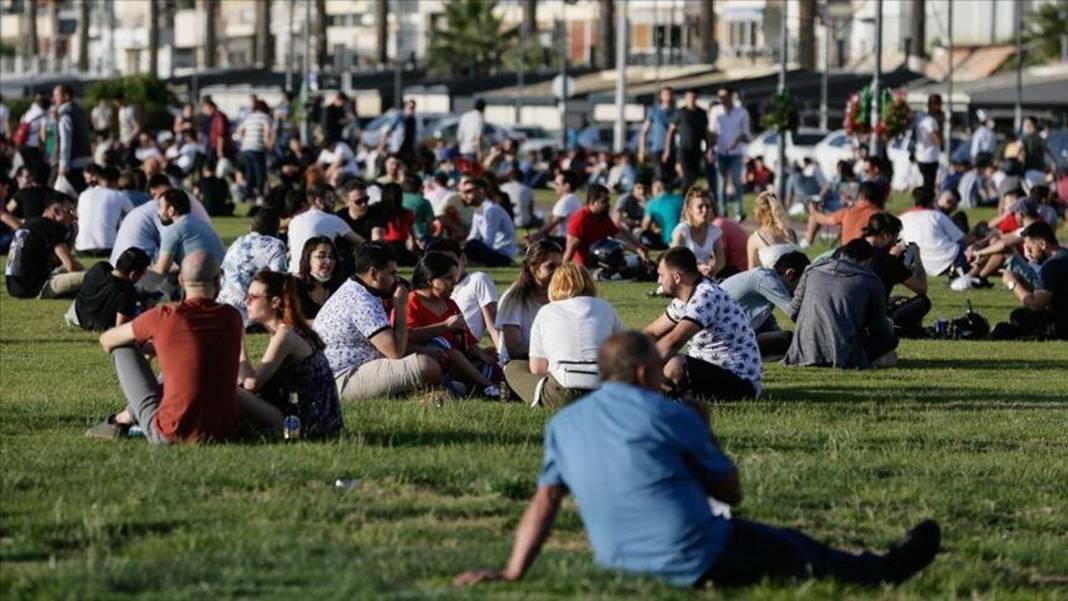 TÜİK herkesi ters köşe etti! Okumayanlar diplomalılardan daha mutlu 2