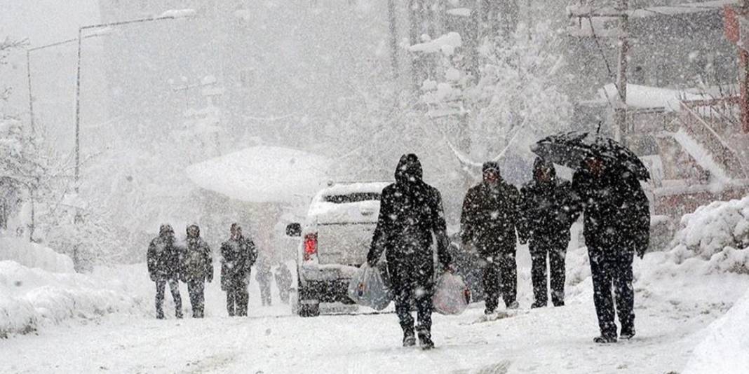 Meteoroloji İstanbul dahil o illeri tek tek uyardı: Göz gözü görmeyecek! 15