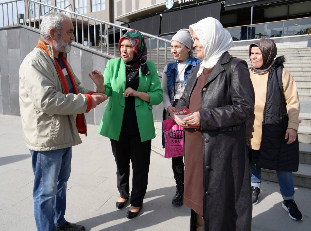 Kastamonu'da anne ve kızı muhtarlık için yarışıyor! Büyüttü besledi kendine rakip etti 7