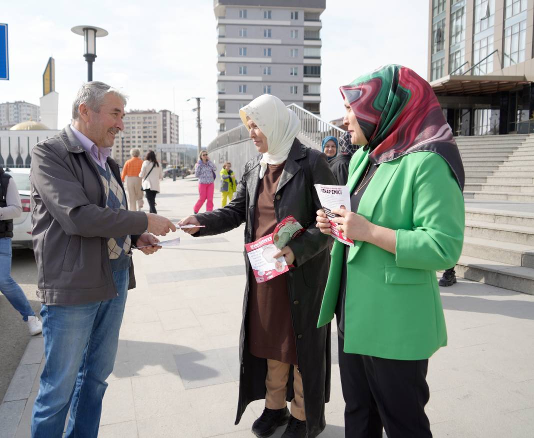 Kastamonu'da anne ve kızı muhtarlık için yarışıyor! Büyüttü besledi kendine rakip etti 5