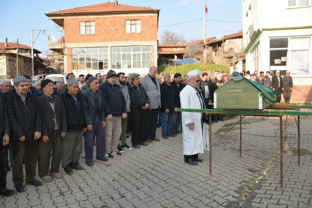 Tüm Balıkesir bu olayı konuşuyor! Aynı gün bir değil iki kez öldü! Detayları tüyler ürpertti 5