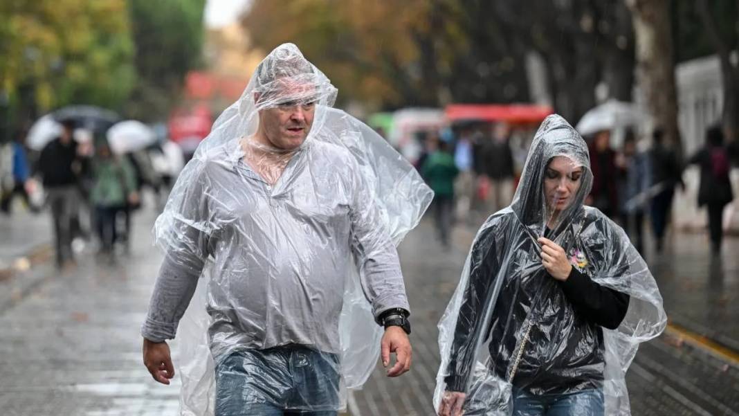 Meteoroloji İstanbul dahil o illeri tek tek uyardı: Sis ve don Türkiye'yi esir alacak 14