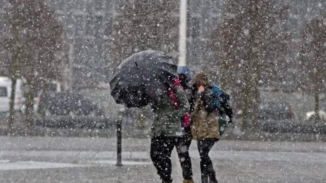 Meteoroloji tek tek açıkladı: 12 il için sarı ve turuncu kodlu alarm verildi... 3