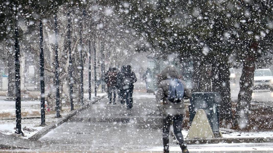 Meteoroloji tek tek açıkladı: 12 il için sarı ve turuncu kodlu alarm verildi... 1