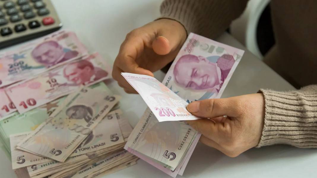 Emeklilere yapılacak seyyanen zam için net rakam verdi! SGK uzmanı içerden aldığı bilgiyi ağzından kaçırdı 5