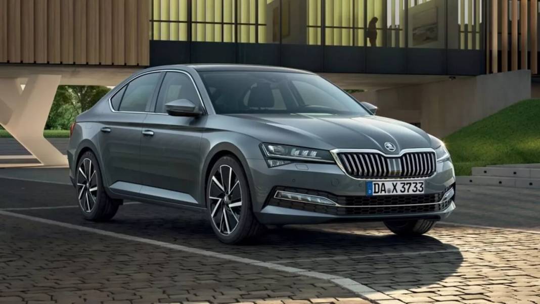 Skoda fiyat listesi yenilendi! Bu fiyatlar piyasayı alt üst edecek... 7