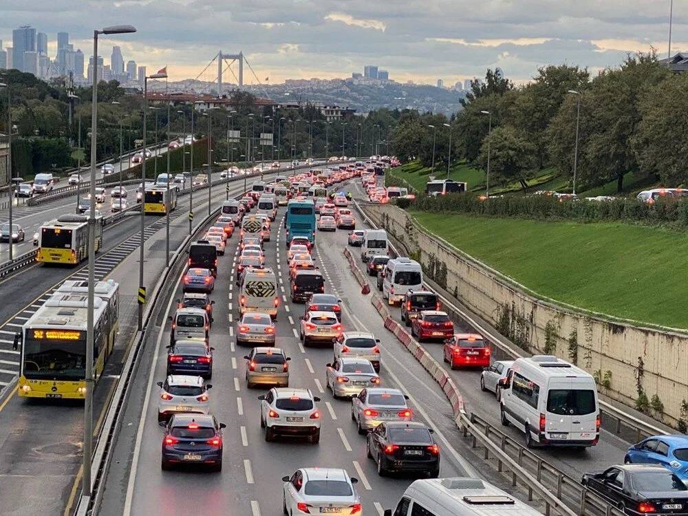 Zorunlu trafik sigortasında yeni dönem resmen başladı! Bunu yapmayanın aracı trafikten men edilecek 11