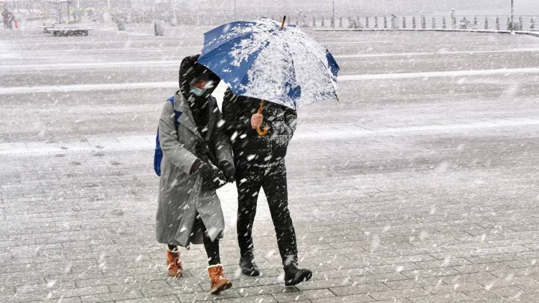 Meteoroloji İstanbul dahil o illeri tek tek uyardı: Göz gözü görmeyecek! 2