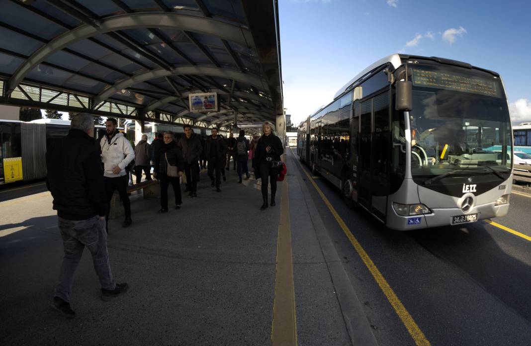 İBB duyurdu: Bu metrobüs durağı 45 gün kapalı olacak 1