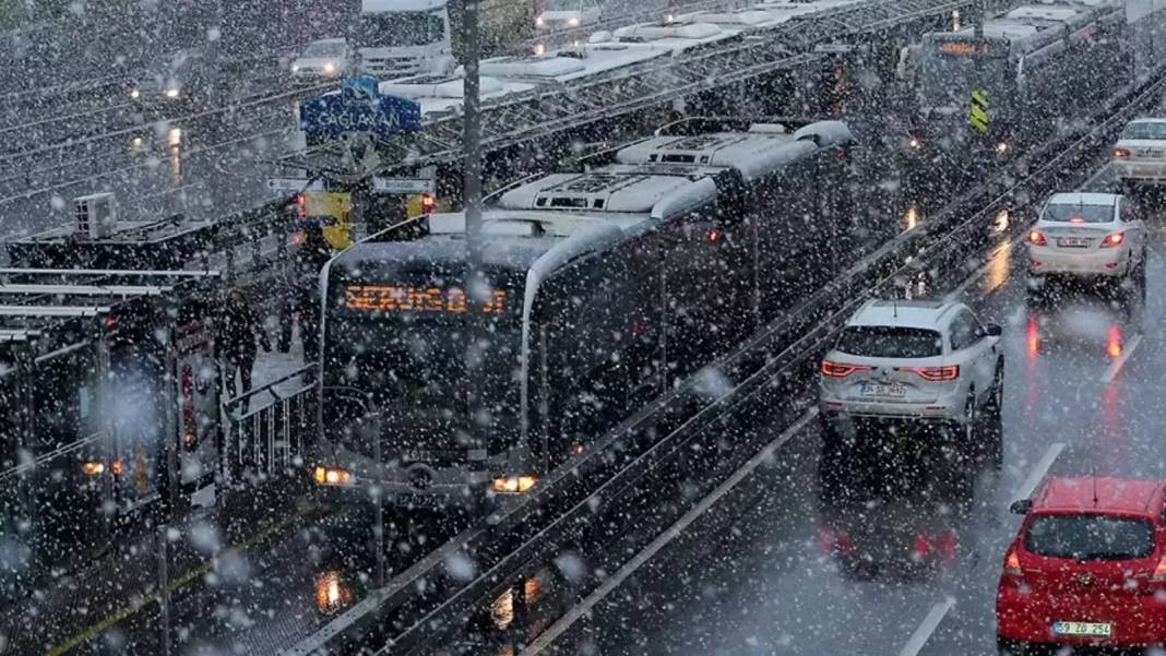 Meteoroloji'den 81 il için kritik uyarı: Sağanak, kar ve fırtına geliyor... 6