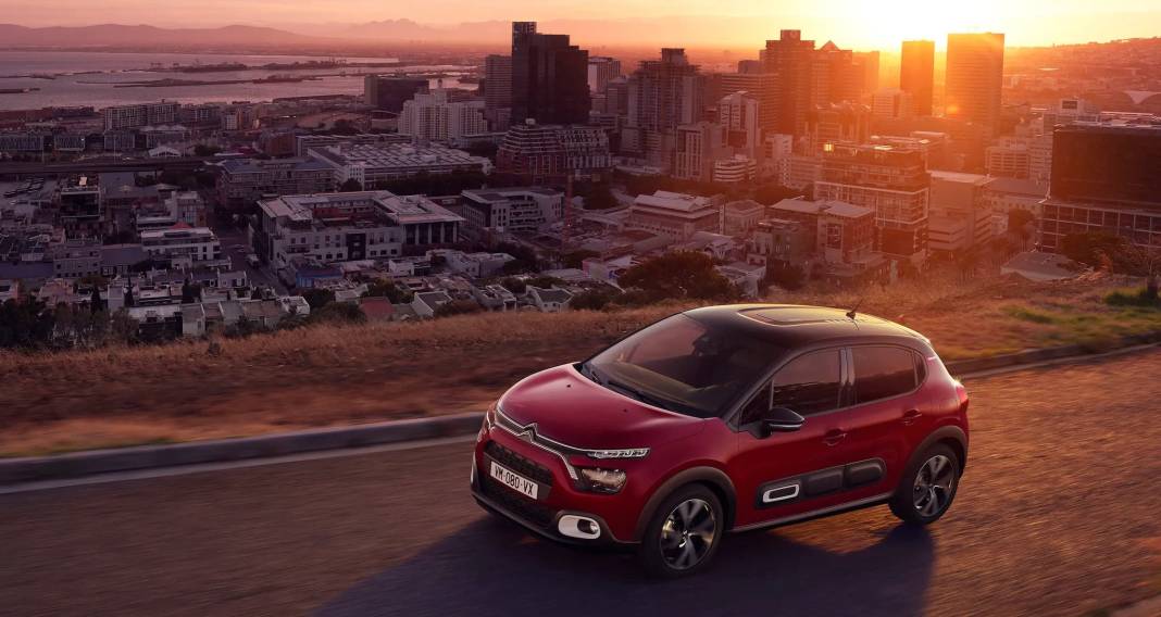 Citroen C3 fiyatıyla piyasayı dibe çekti: Clio'yu bile sollayıp geçti 3