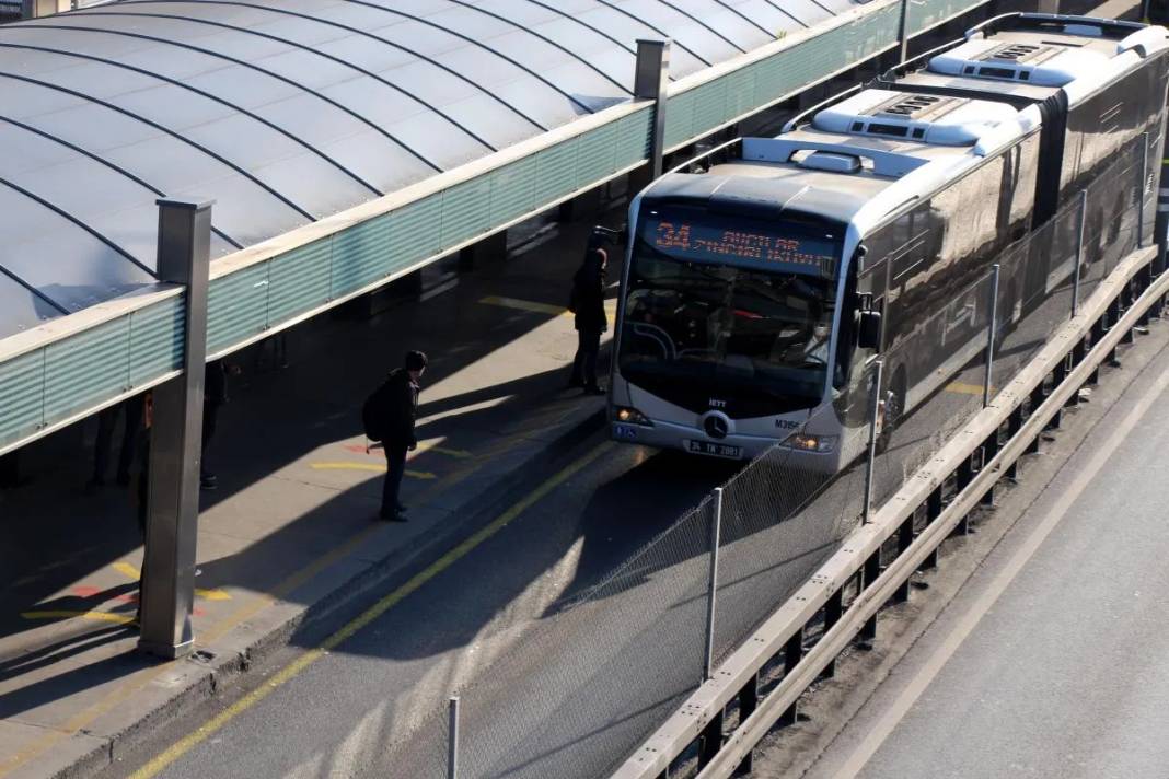 İstanbul'da yaşayanları sevindiren gelişme: Ücretsiz İETT müjdesi resmen duyuruldu! İşte ayrıntılar 4