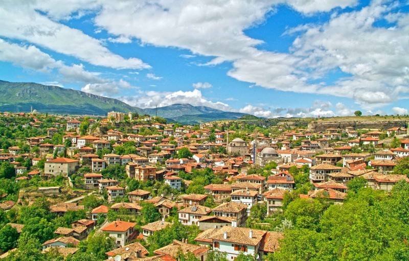 İlber Ortaylı Türkiye’nin İtalya’sı demişti! İşte turistlerin yeni gözdesi gecesi ayrı gündüzü ayrı güzel 10