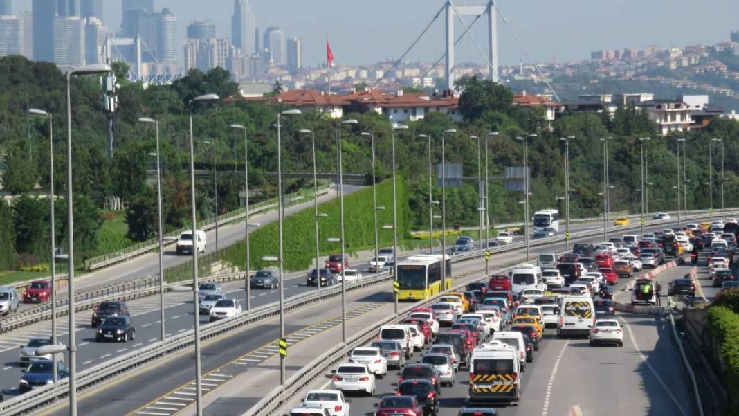 Trafikte ceza yiyen araç sahipleri dikkat: Bu cezaların hepsi iptal edilecek 1