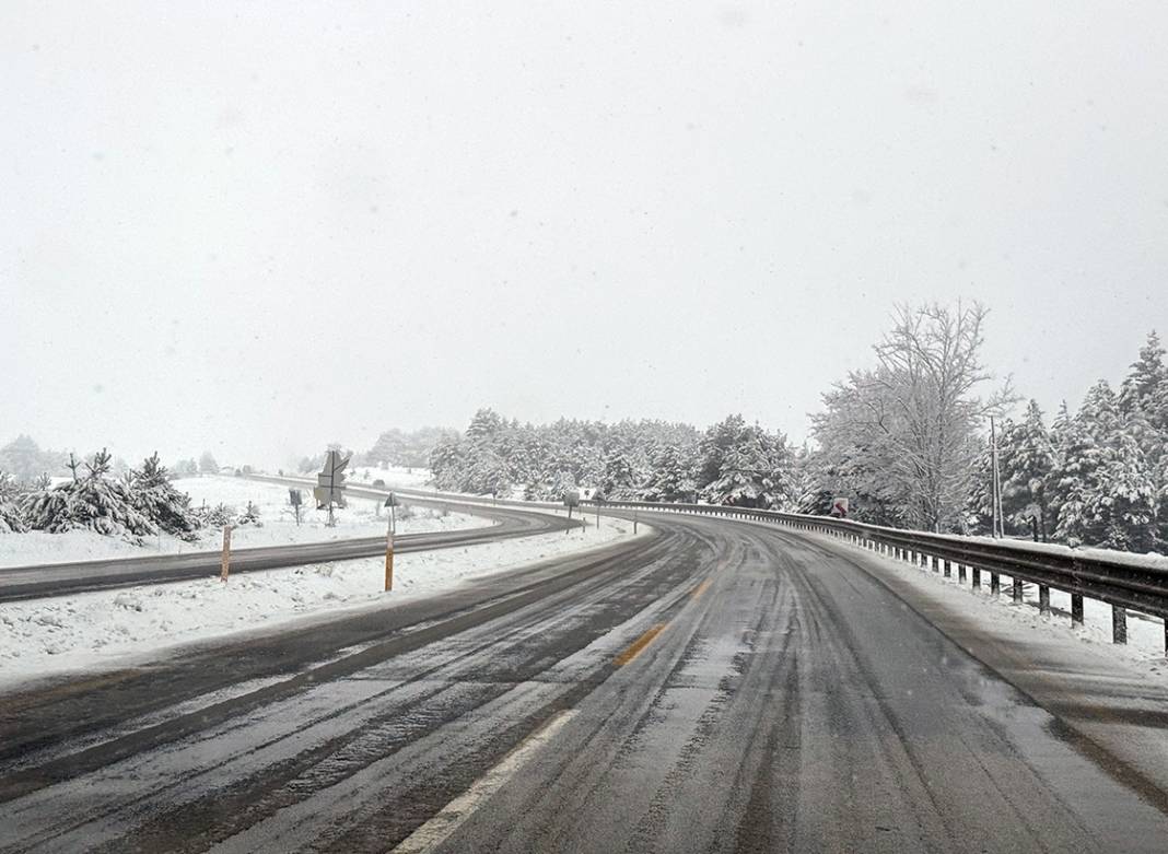 Meteoroloji o iller için tehlike çanları çaldı: Türkiye kar altında! 12