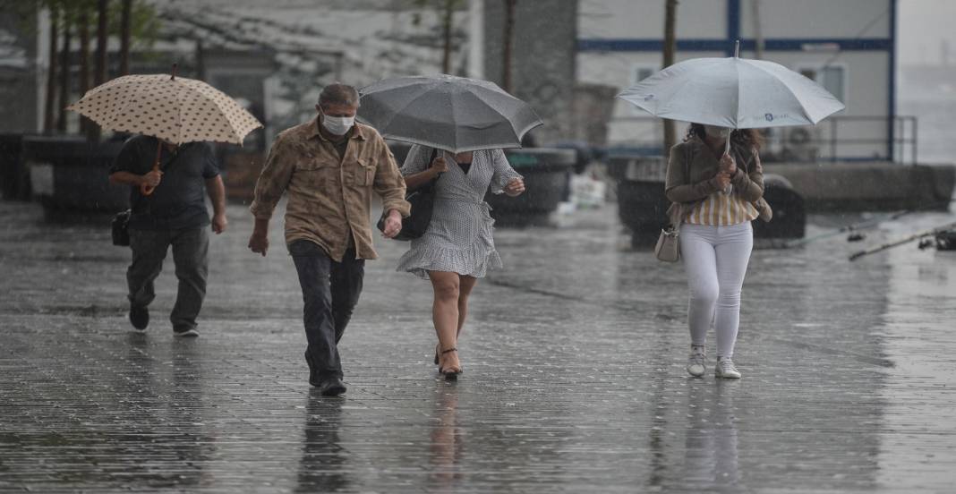 Meteoroloji'den kritik uyarı: Kar, fırtına, sağanak ve sıcaklıklar... Türkiye dört mevsim yaşayacak! 20