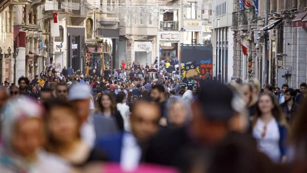 Dünyanın en mutlu ülkeleri açıklandı: Türkiye’nin sıralamasında ise dikkat çekti! 13