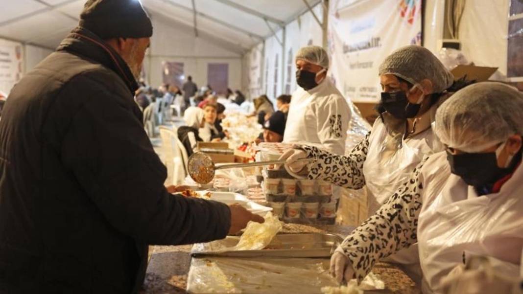 İstanbul'da ücretsiz iftar çadırları nerede? İşte o ilçeler 4