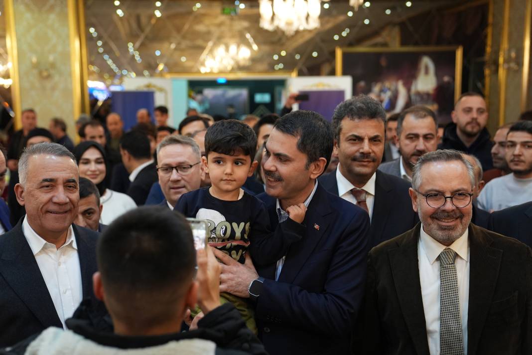 Son İstanbul anketi açıklandı! Bıçak sırtındaki yarışta 3 puanla fark attı 3