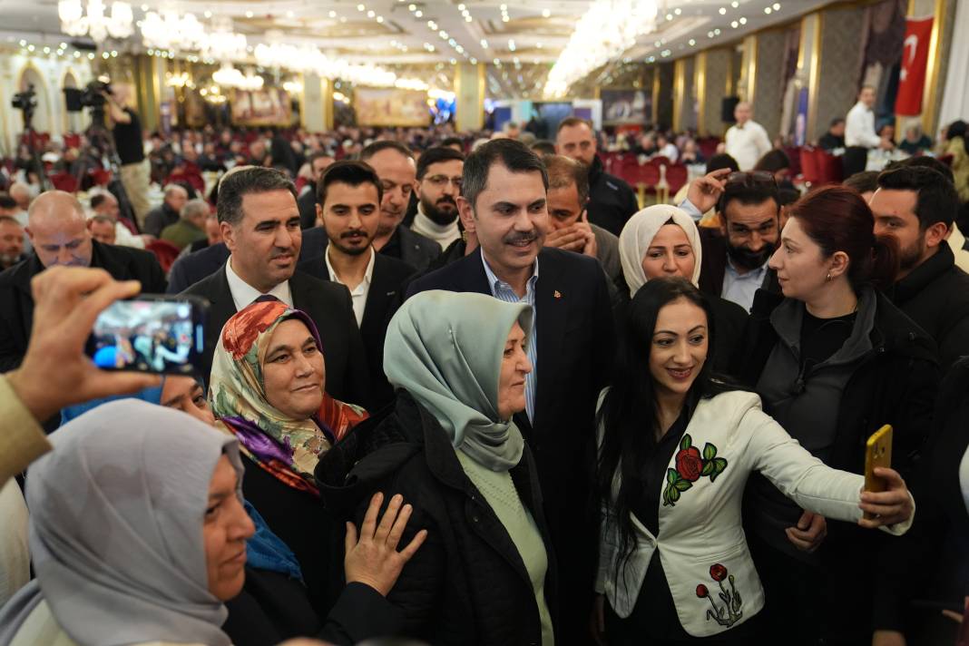 Son İstanbul anketi açıklandı! Bıçak sırtındaki yarışta 3 puanla fark attı 6