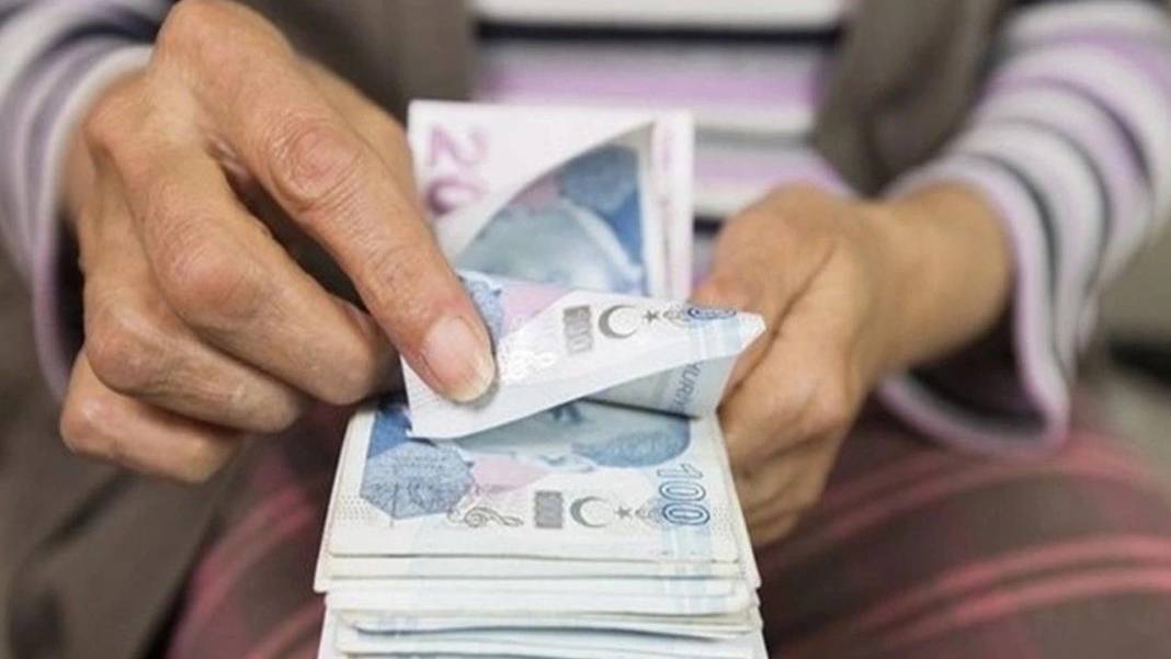 Tam 15 bin lira para verilecek! Bankalardan emeklilere büyük jest 15