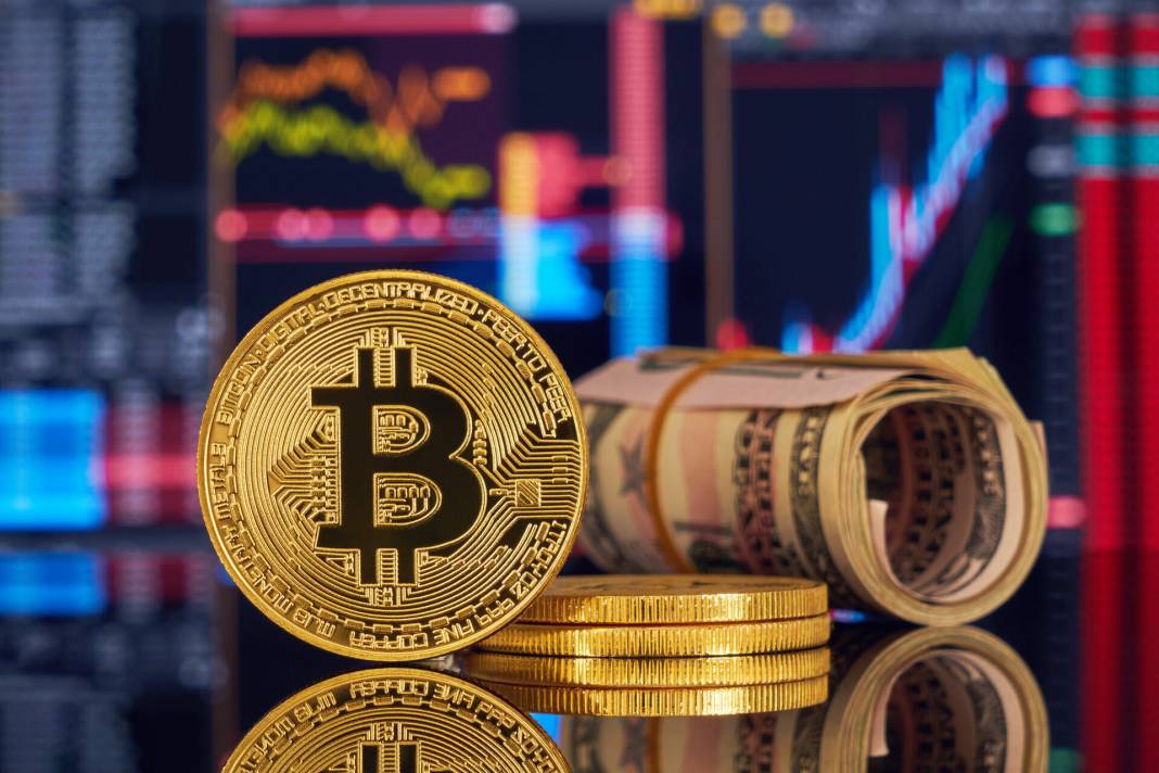 Bitcoin tarihi zirveyi gördü: Piyasalar kasıp kavruluyor 1