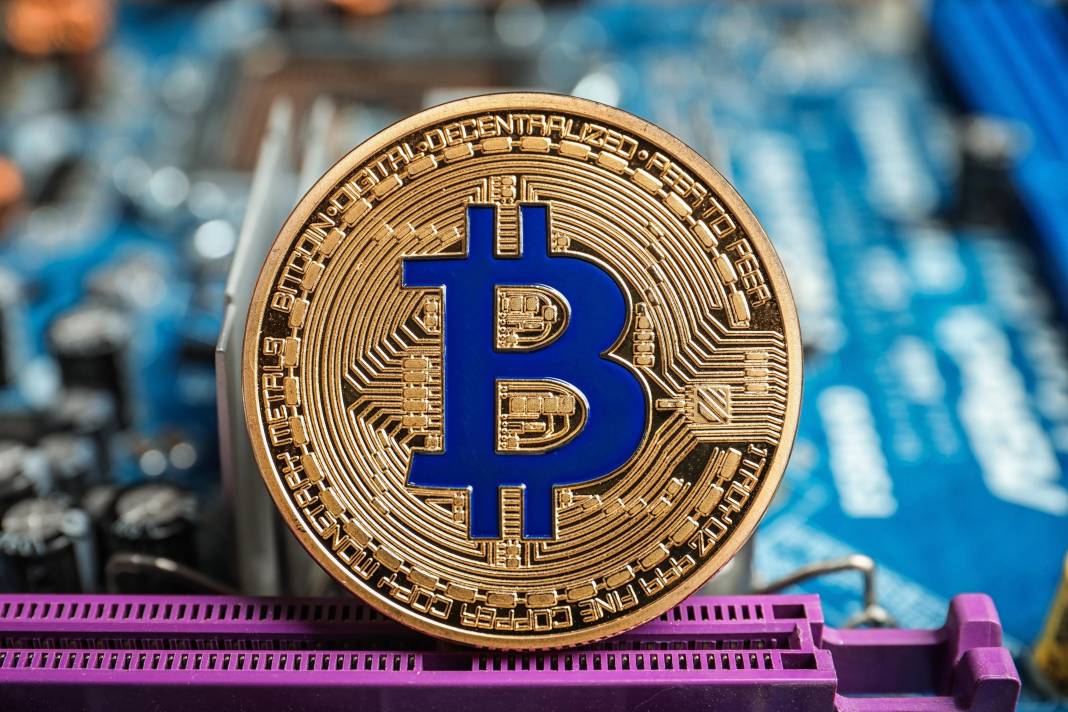 Bitcoin tarihi zirveyi gördü: Piyasalar kasıp kavruluyor 2