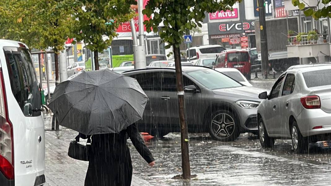 Sağanak, sel ve fırtına...Meteoroloji'den 81 ile kritik uyarı! 2