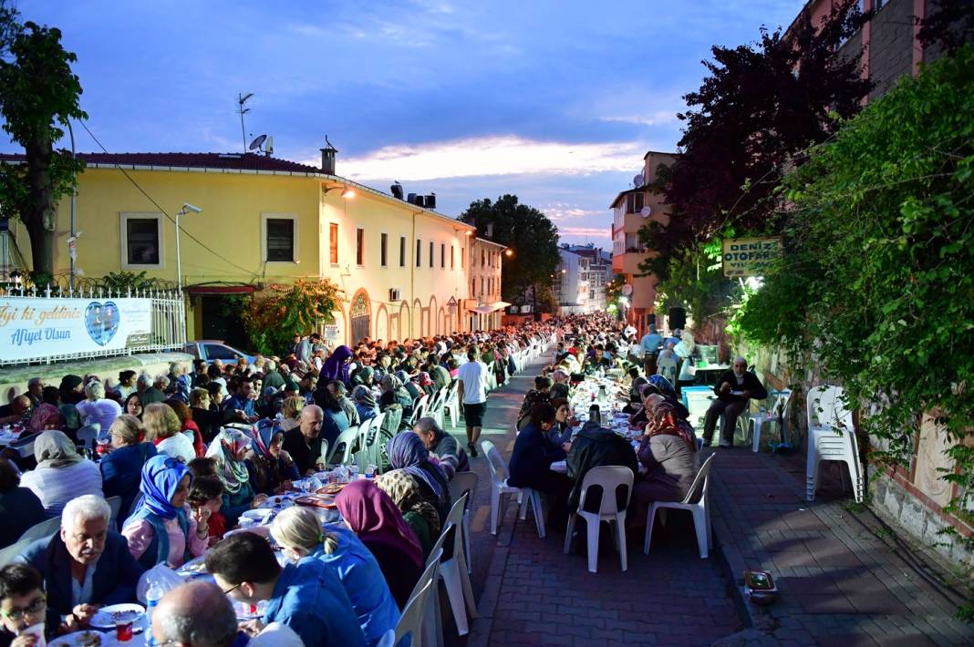 İstanbul'da ücretsiz iftar çadırları nerede? İşte o ilçeler 1