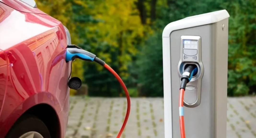 Türkiye’de elektrikli otomobil satışlarında büyük artış 11