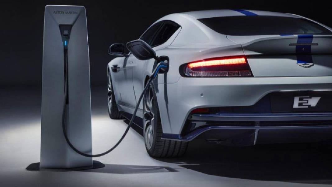 Akaryakıt derdine son verecek devrim: Elektrikli otomobillere yeni menzil ayarı! 6