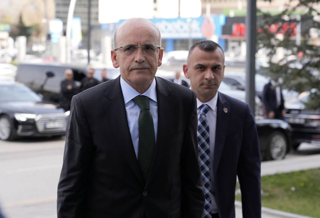 Mehmet Şimşek emekliye neden zam yapmadığını itiraf etti! Seçimin faturası ona kesilmişti 4