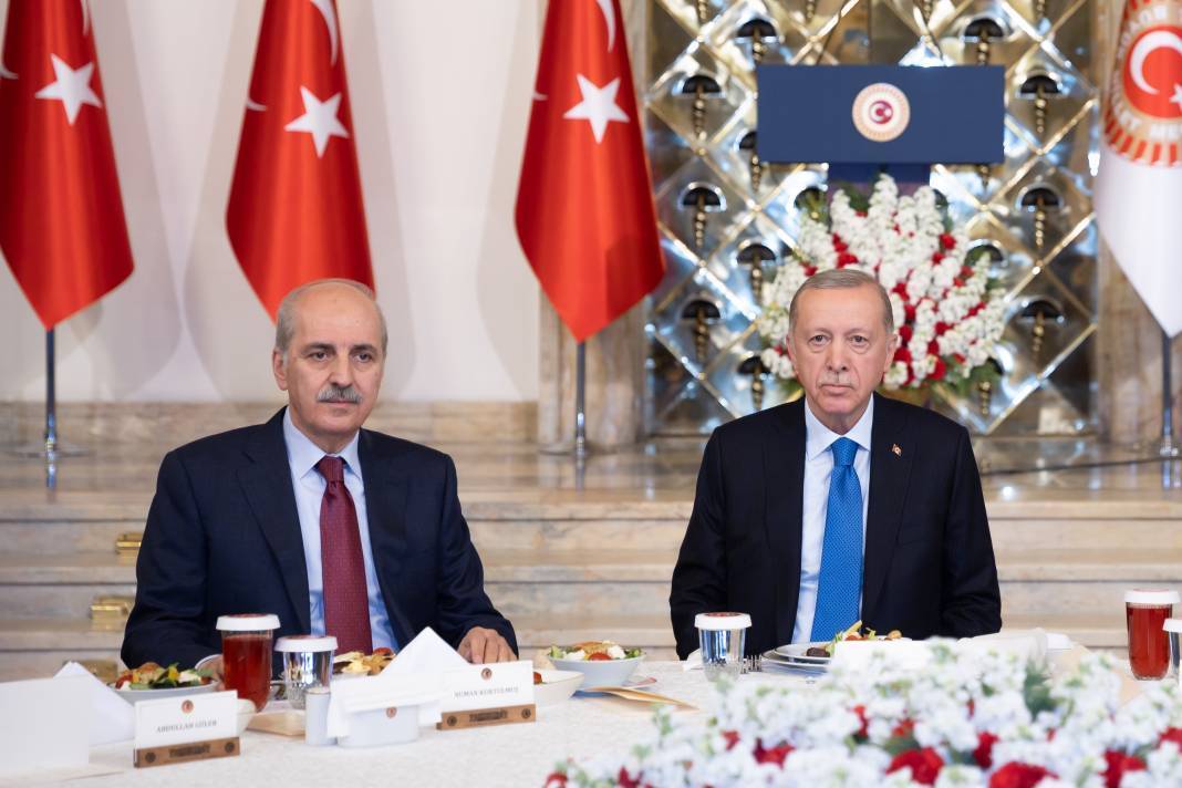Seçimde büyük hüsrana uğrayan Erdoğan tüm talimatları verdi: Liste hazırlandı AKP o illerden başlayacak 1