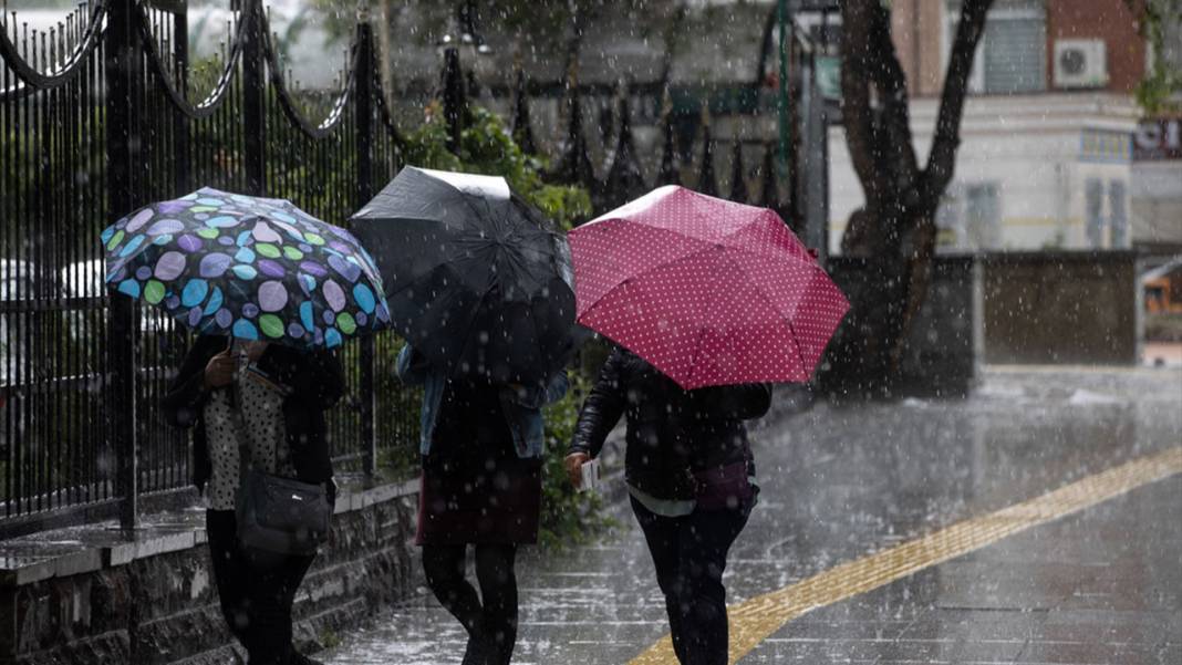 Meteoroloji'den kötü haber: Türkiye'yi sağanak vuracak... Günlerce sürecek! 13