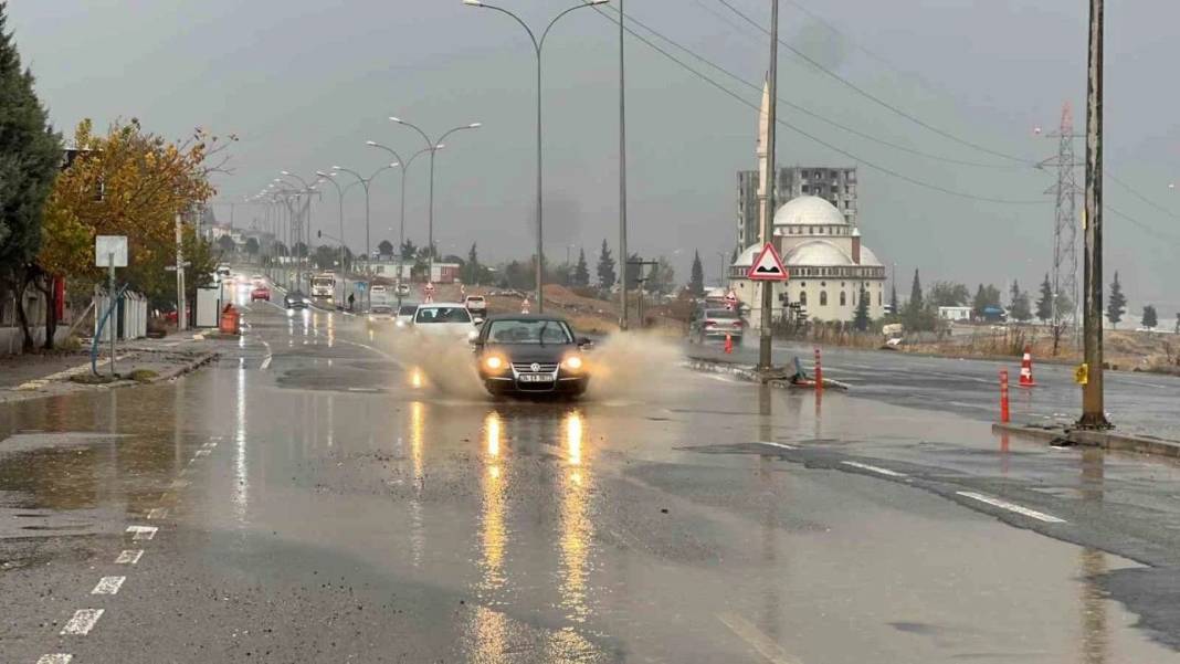 Meteoroloji'den kötü haber: Türkiye'yi sağanak vuracak... Günlerce sürecek! 3